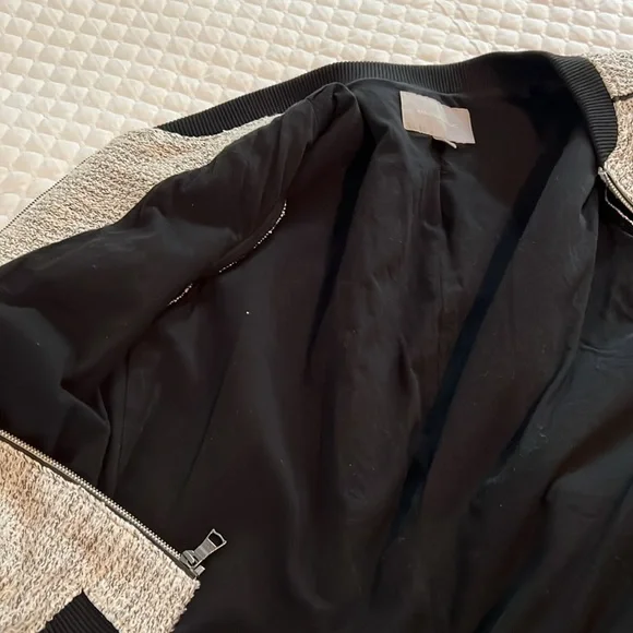 Banana Republic Bomber Jacket - Picture 8 of 8